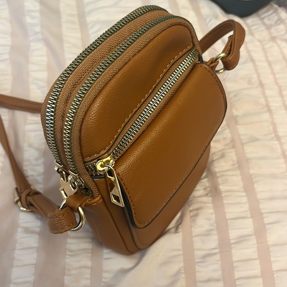 Brown leather crossbody bag - Picture 7 of 7